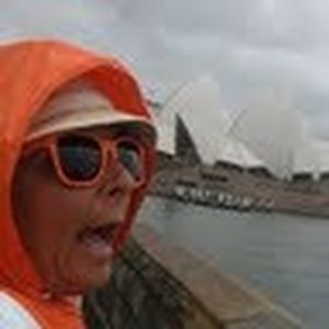 Meet your Posher, Caroline